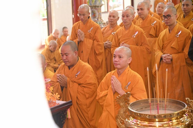 Holding Pravaranà Ceremony of the Director Board (DB) of Hoc Mon district's Vietnam Buddhist Sangha (VBS)